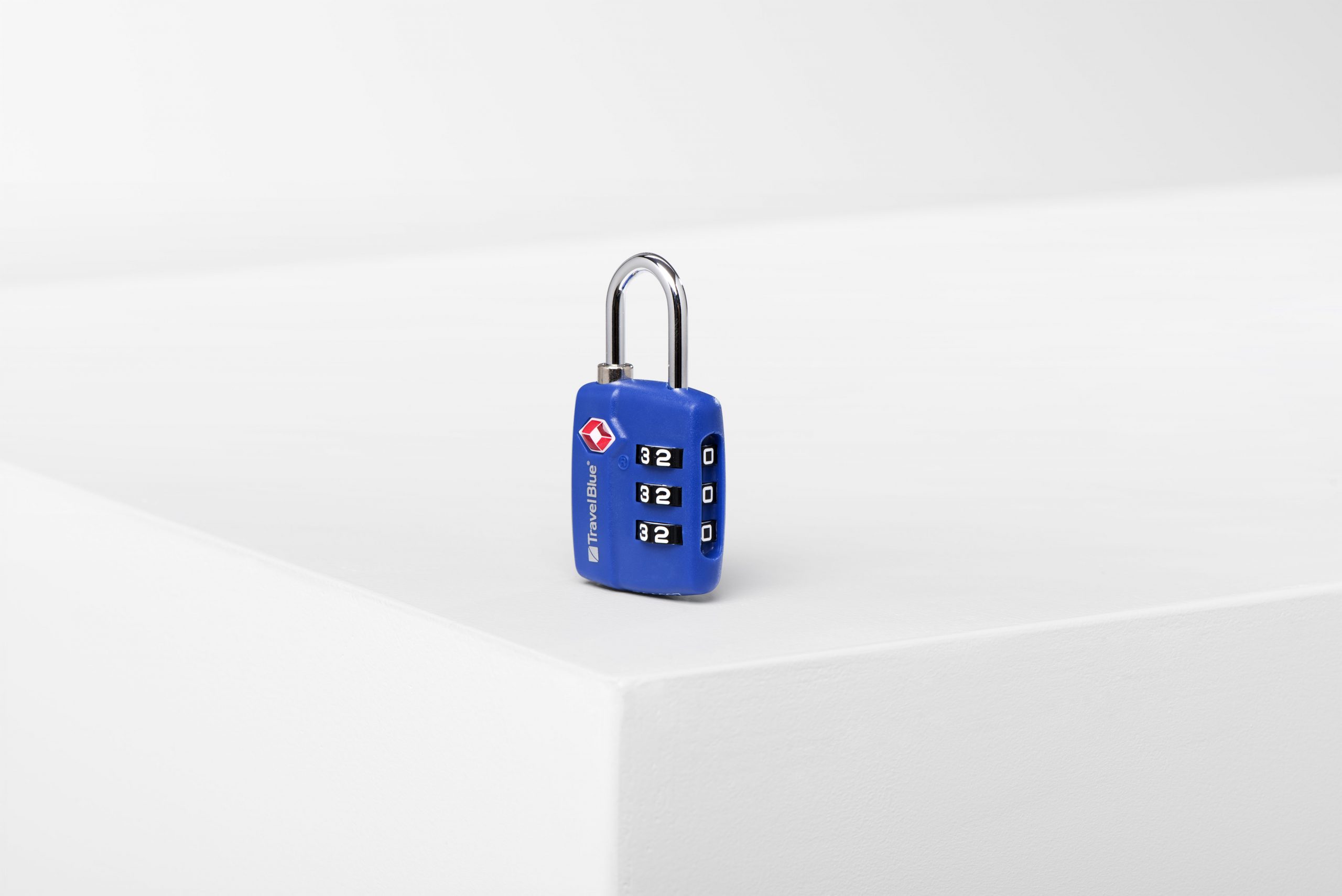 travel blue padlock